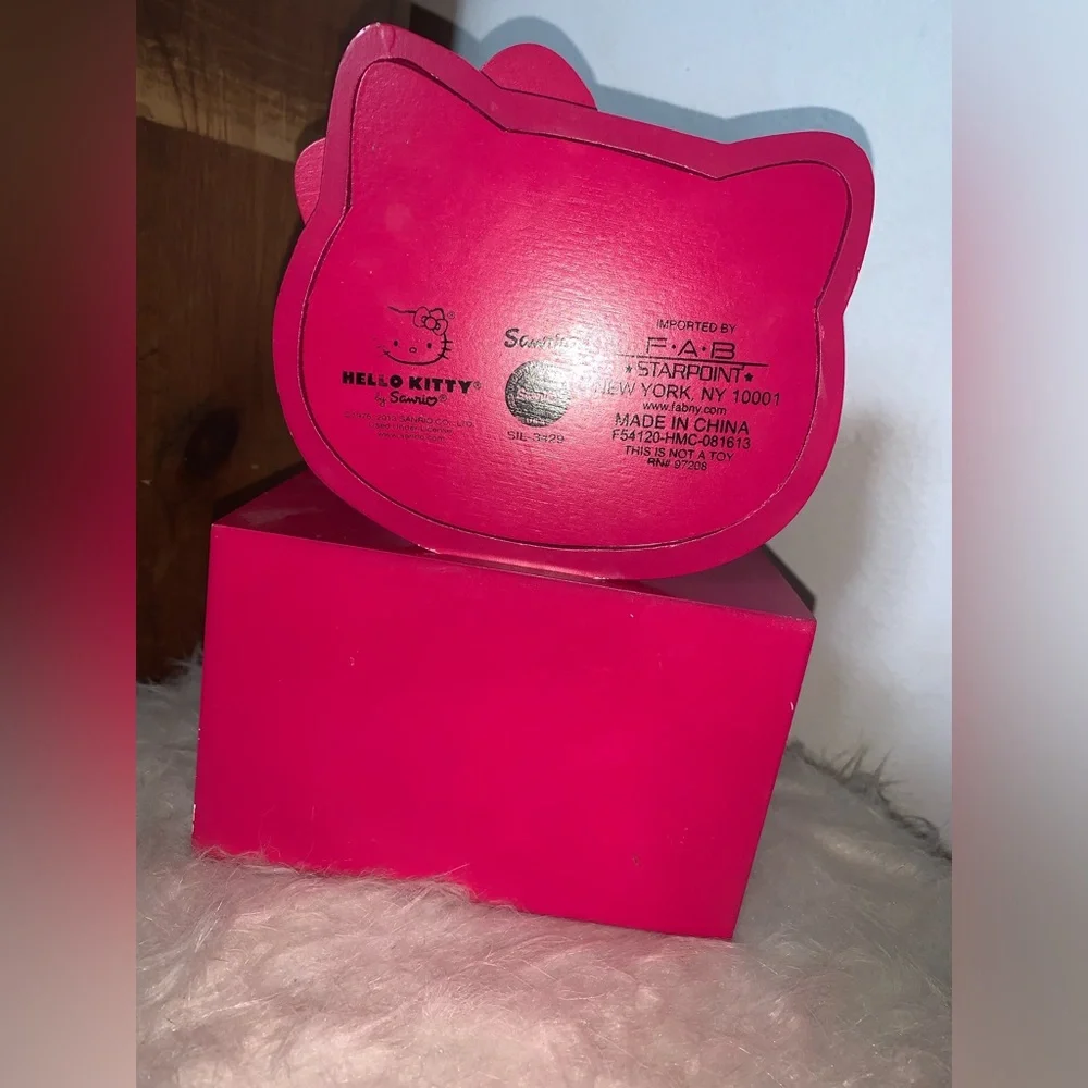 2014 Hello Kitty Jewelry Box with Mirror